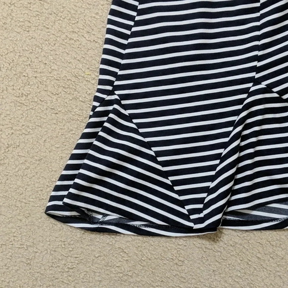 Gap Soft Ponte Skirt | Color Navy stripe | Size XL - Picture 3 of 8